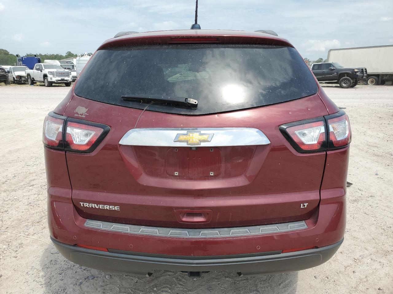 1GNKRGKD0HJ127142 2017 Chevrolet Traverse Lt