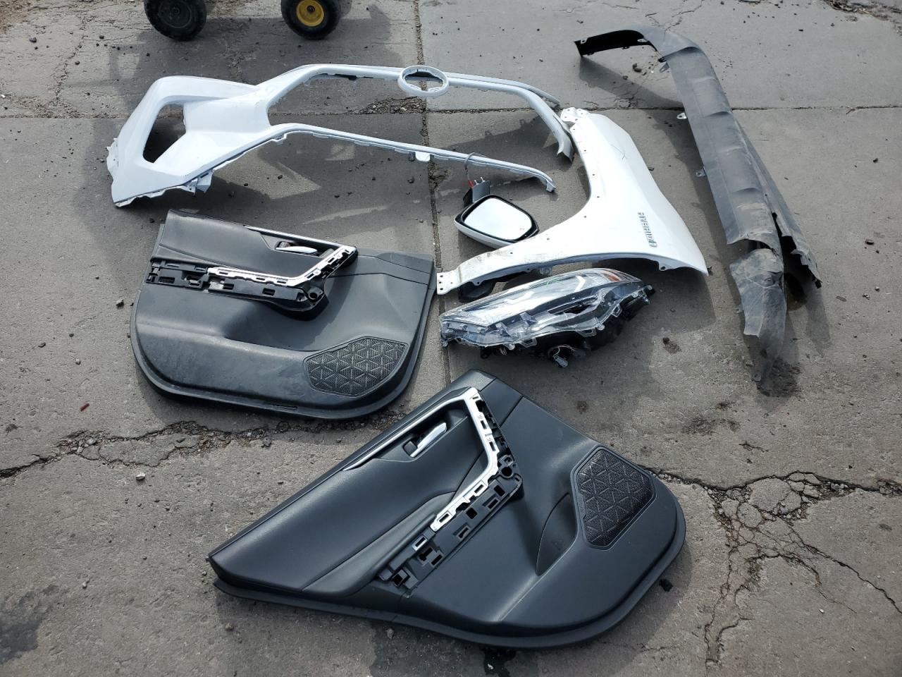 4T3RWRFV6MU021742 2021 Toyota Rav4 Xle