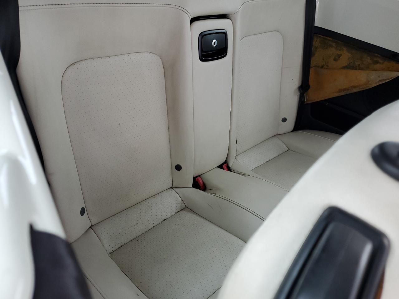 3VWFF31Y57M411574 2007 Volkswagen New Beetle Triple White