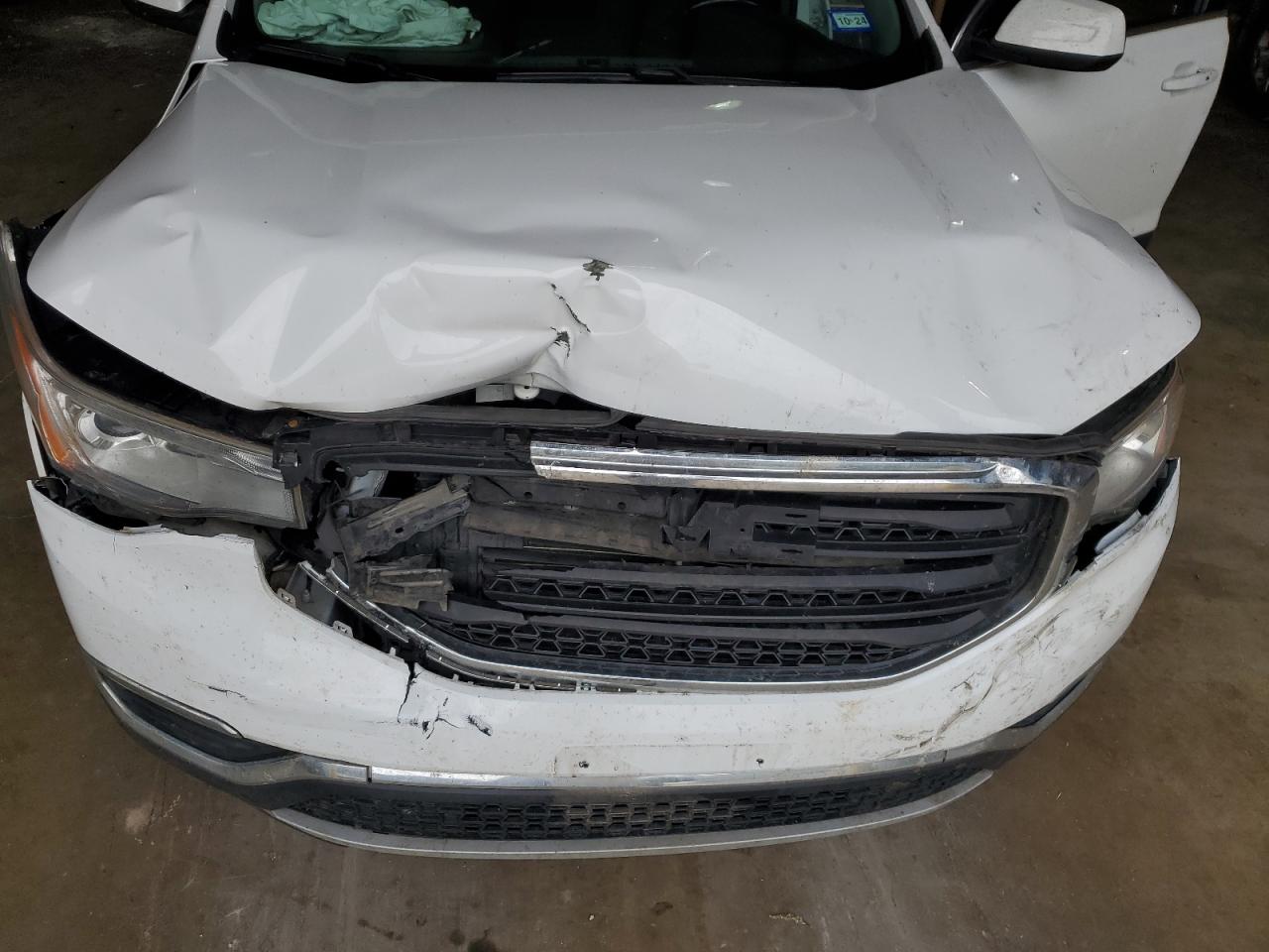 1GKKNKLA9HZ324618 2017 GMC Acadia Sle