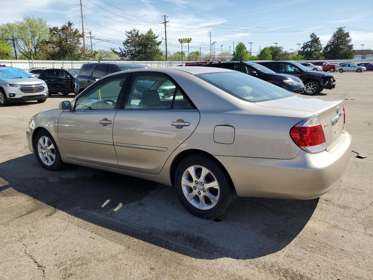 4T1BF30K75U083495 2005 Toyota Camry Le