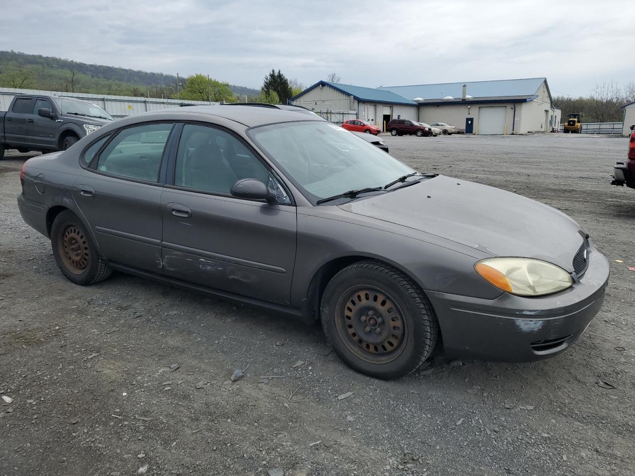 1FAHP53U55A117171 2005 Ford Taurus Se