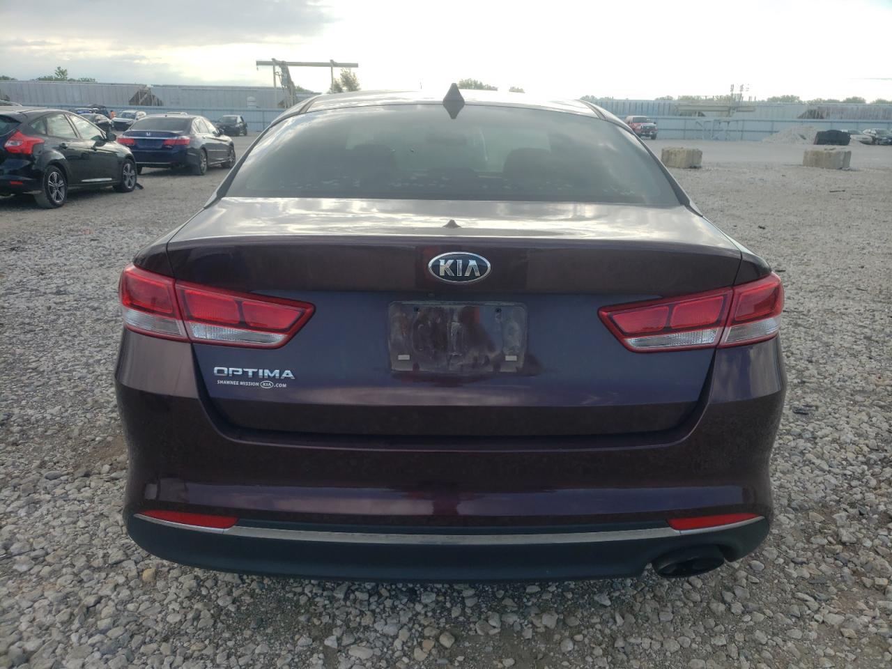 2018 Kia Optima Lx vin: 5XXGT4L39JG265292