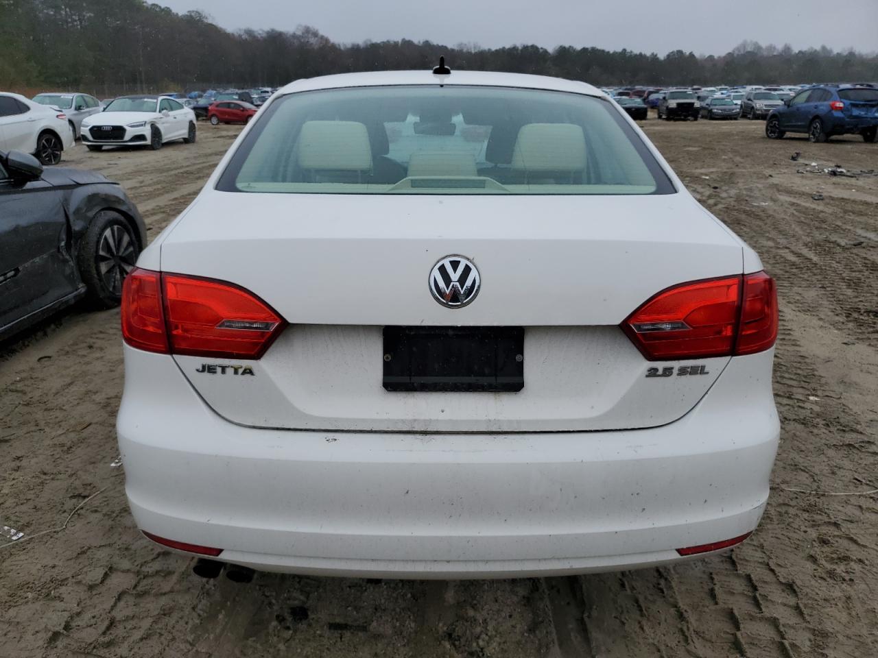 3VWLZ7AJ1BM373497 2011 Volkswagen Jetta Sel