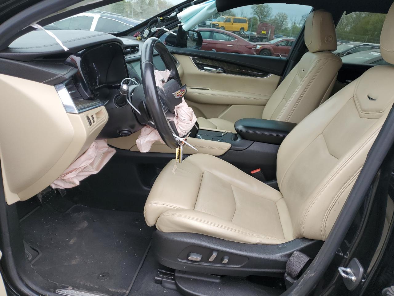 1GYKNARS4HZ167841 2017 Cadillac Xt5