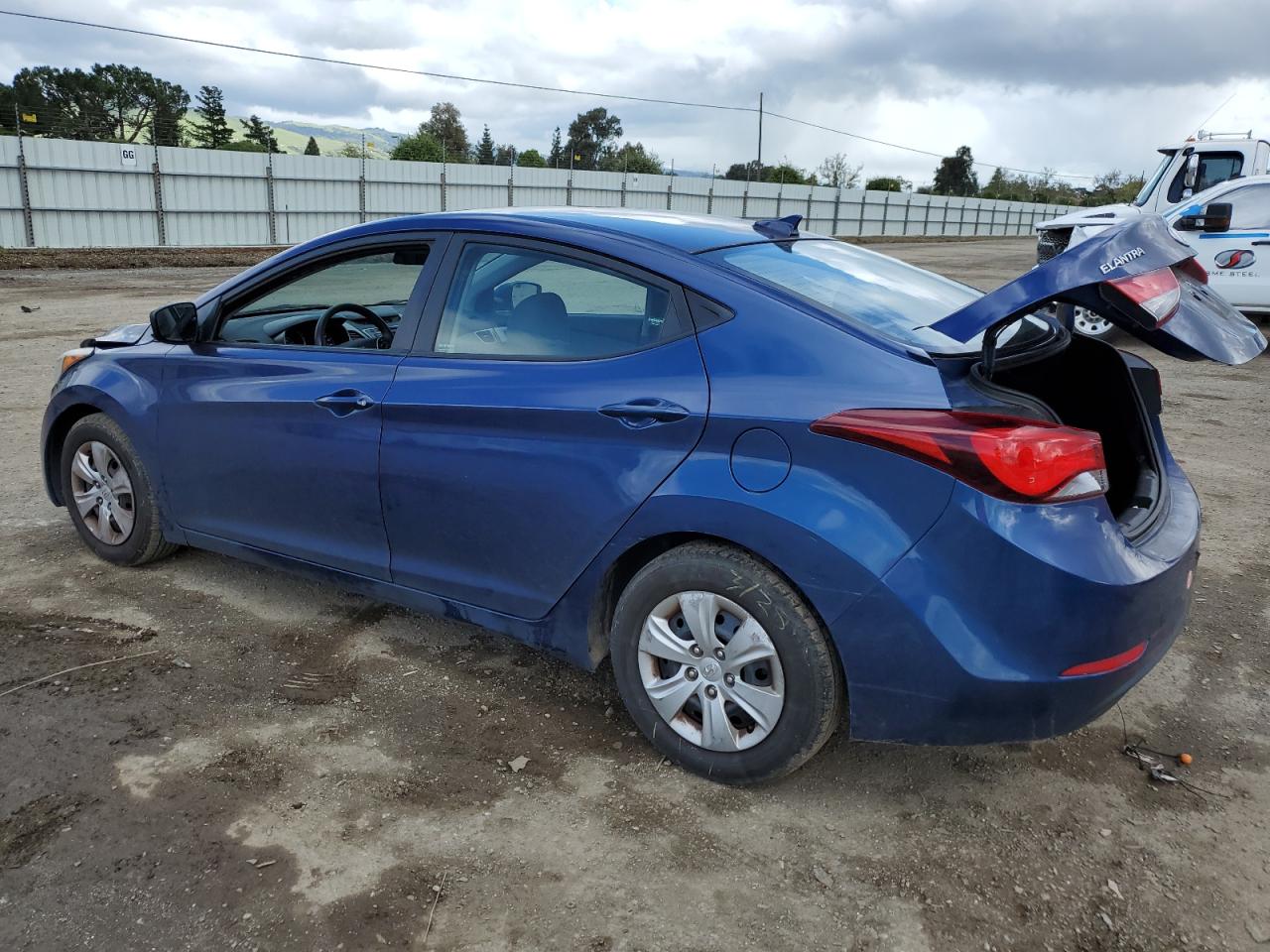 2016 Hyundai Elantra Se vin: 5NPDH4AE0GH748613