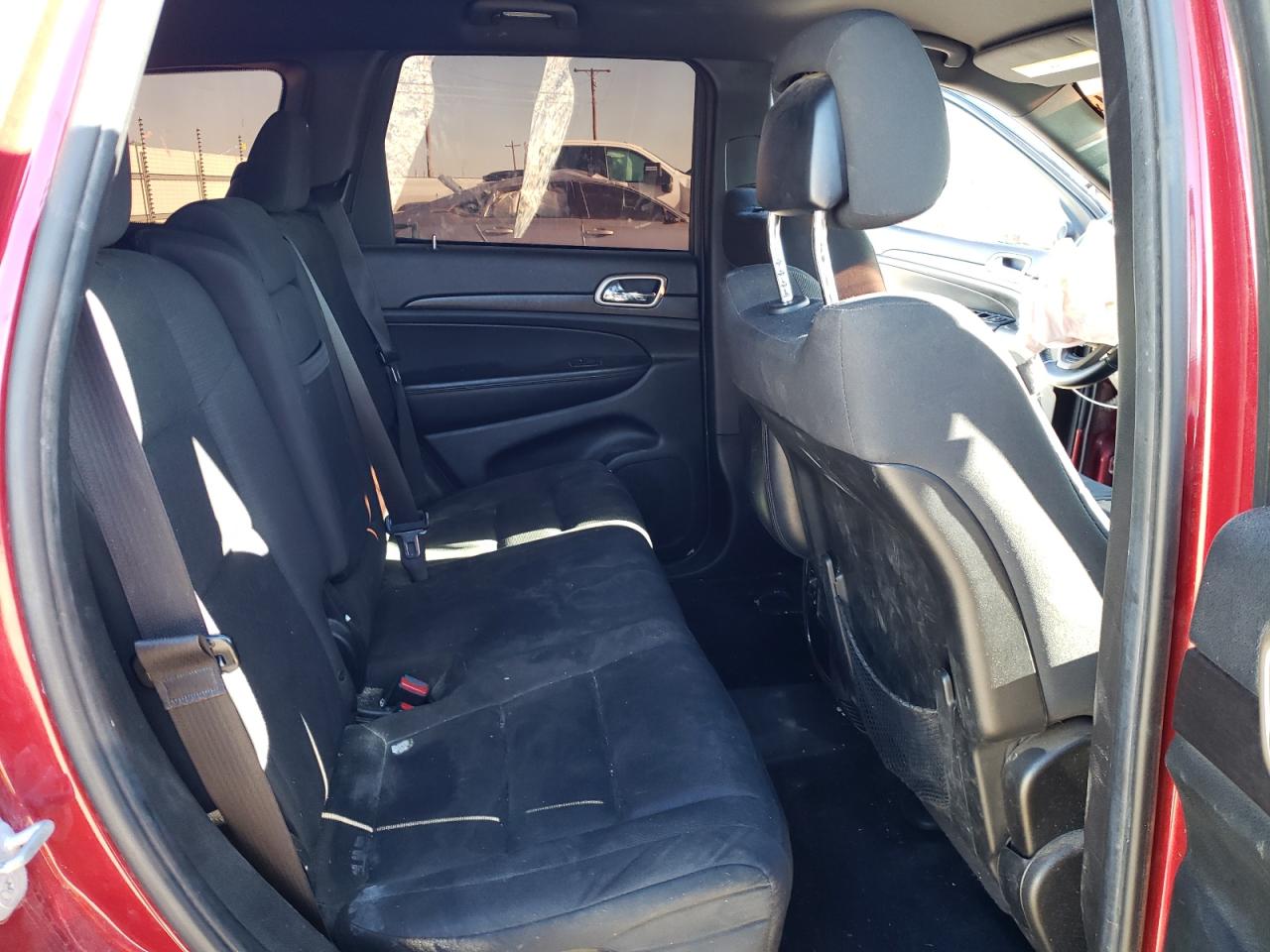 1C4RJEAG3EC274070 2014 Jeep Grand Cherokee Laredo