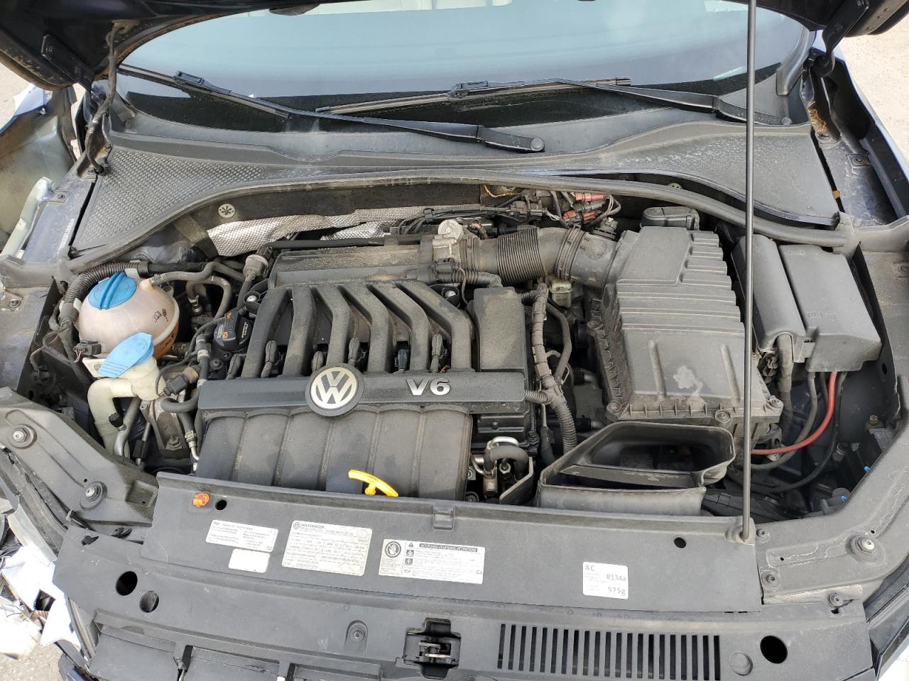 1VWCM7A3XDC053227 2013 Volkswagen Passat Sel