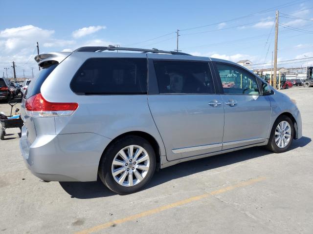 2011 Toyota Sienna Xle VIN: 5TDYK3DC5BS092726 Lot: 52928234