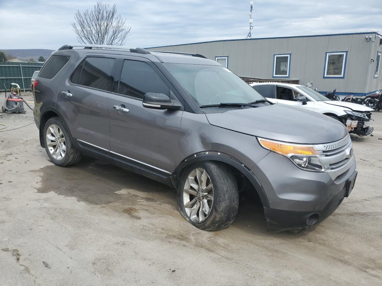 1FM5K8D83DGC76308 2013 Ford Explorer Xlt