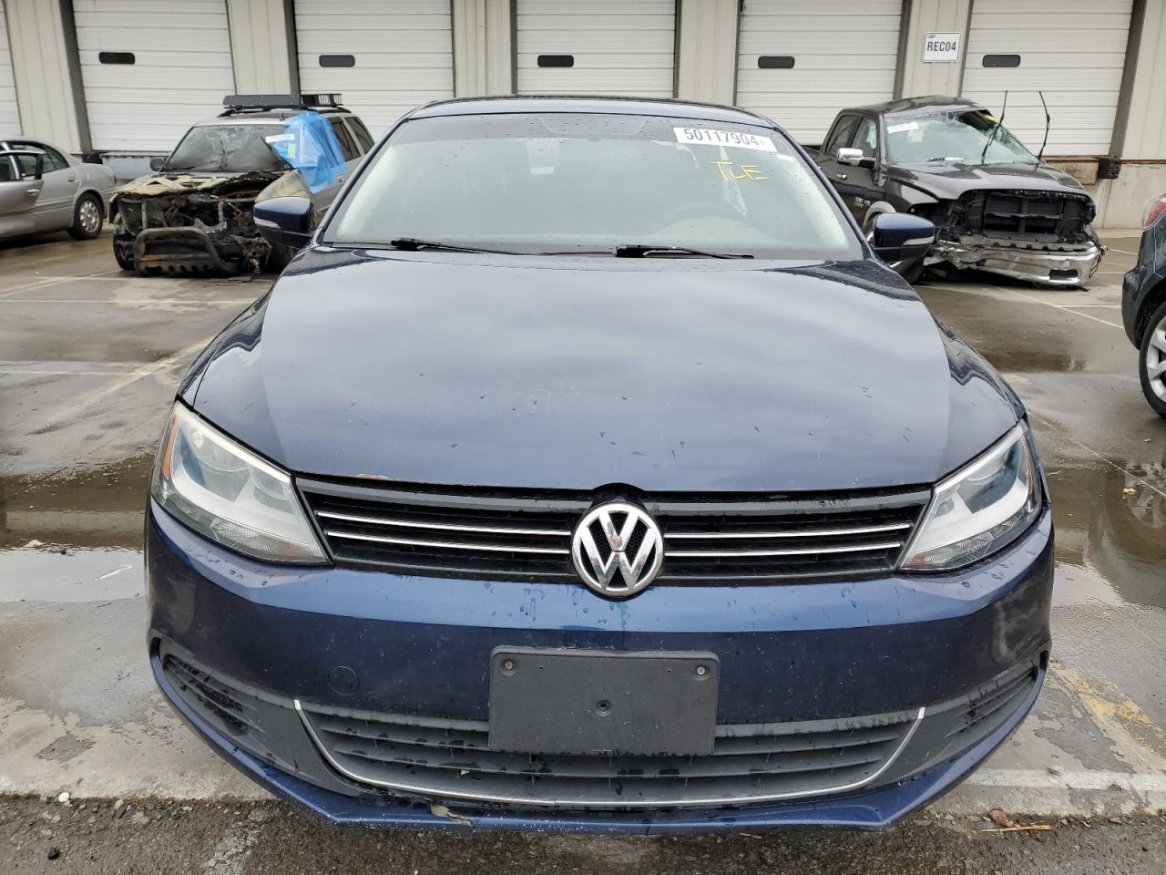 3VWDP7AJ8DM402863 2013 Volkswagen Jetta Se