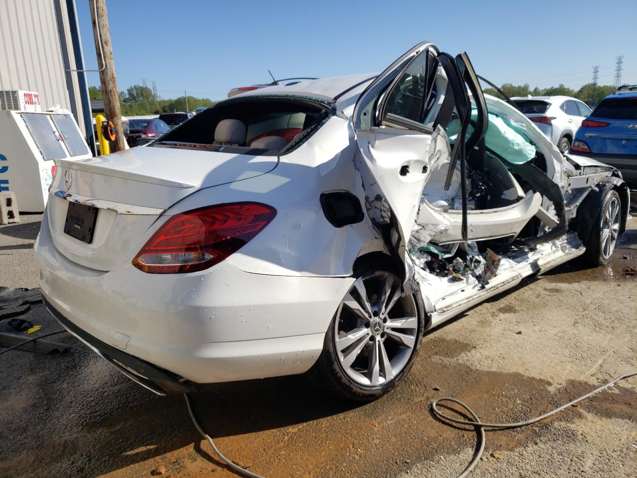 Lot #2469144630 2018 MERCEDES-BENZ C 300