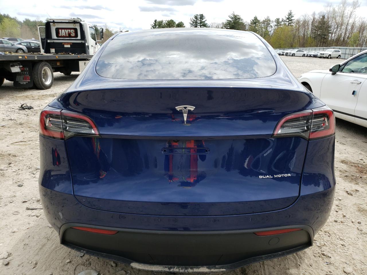 7SAYGDEE1PA196682 2023 Tesla Model Y