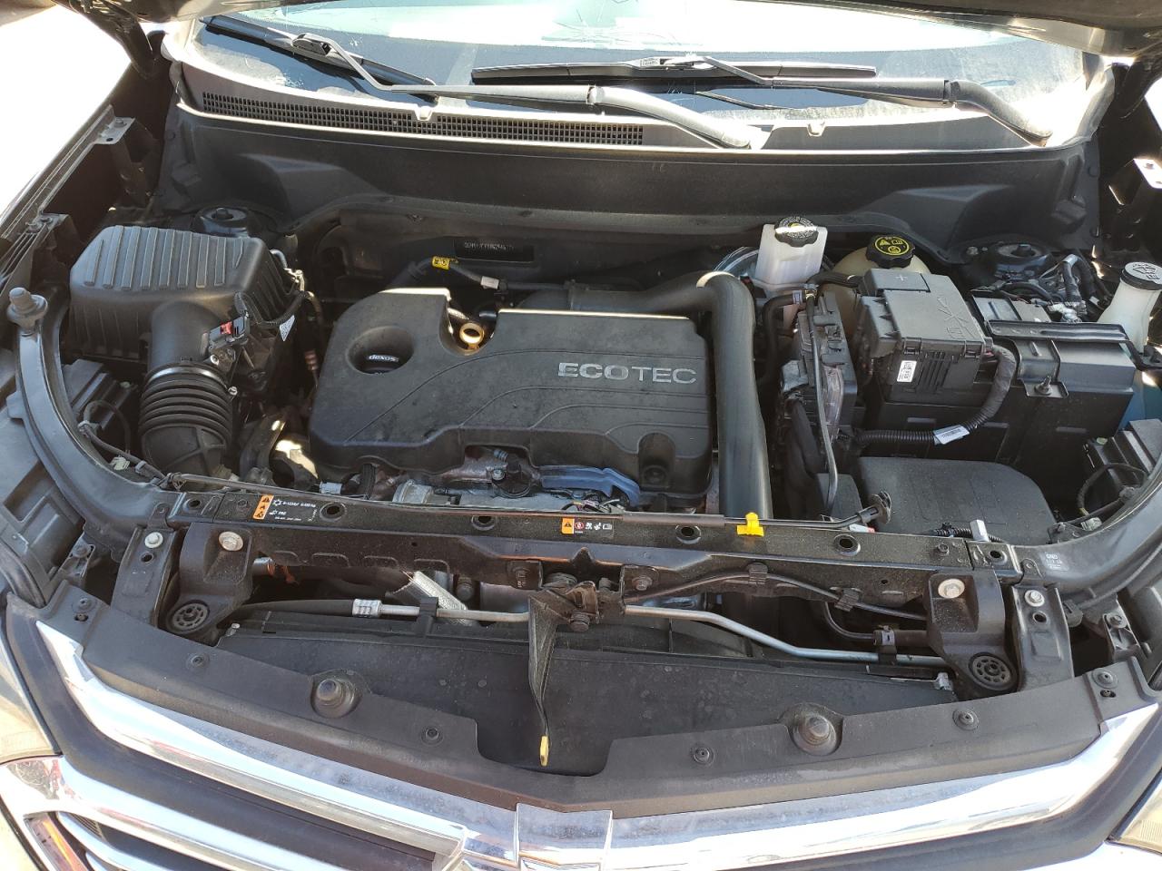 2GNAXVEV0J6294677 2018 Chevrolet Equinox Premier