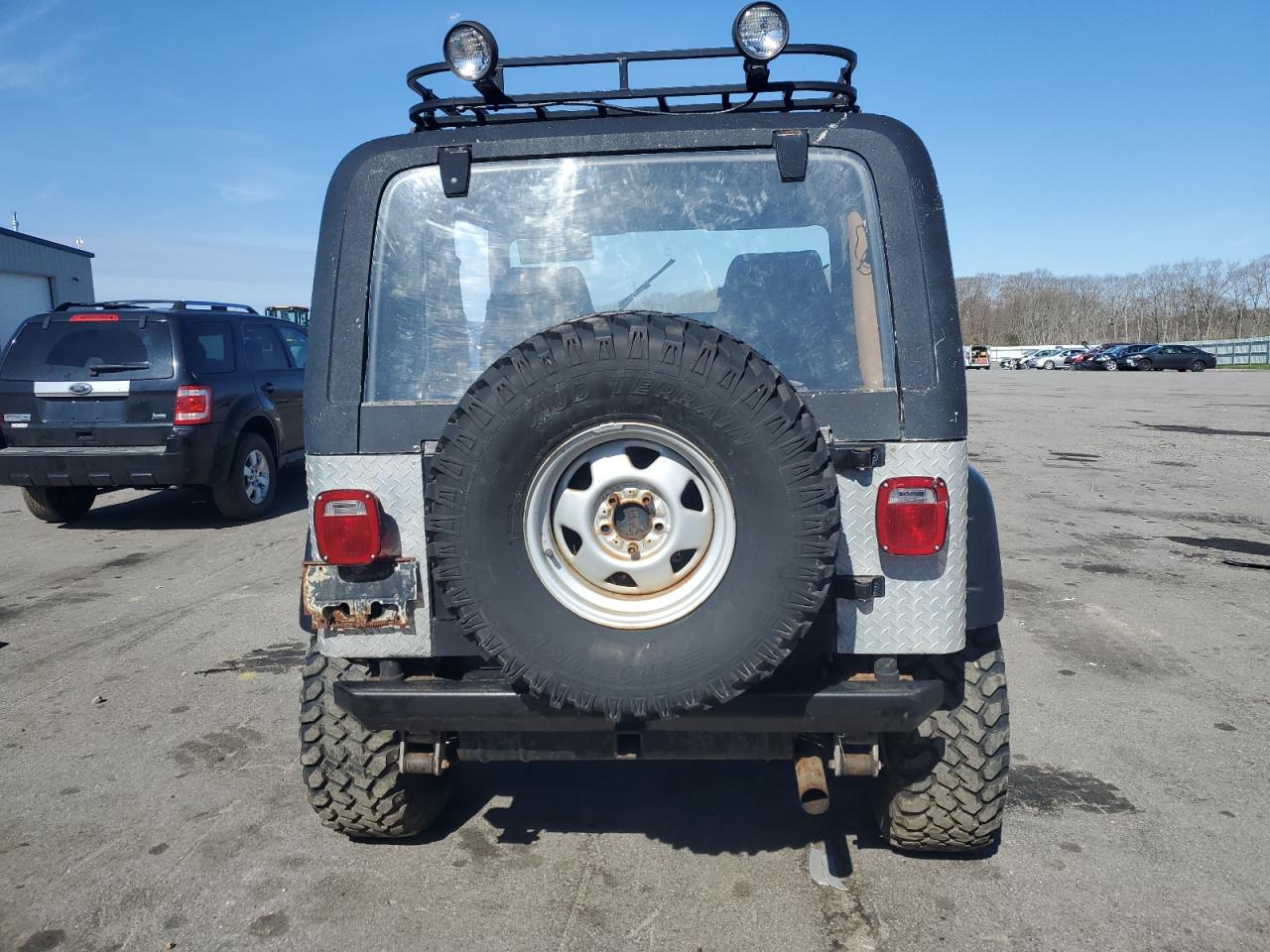 2BCCV8145HB540261 1987 Jeep Wrangler Laredo