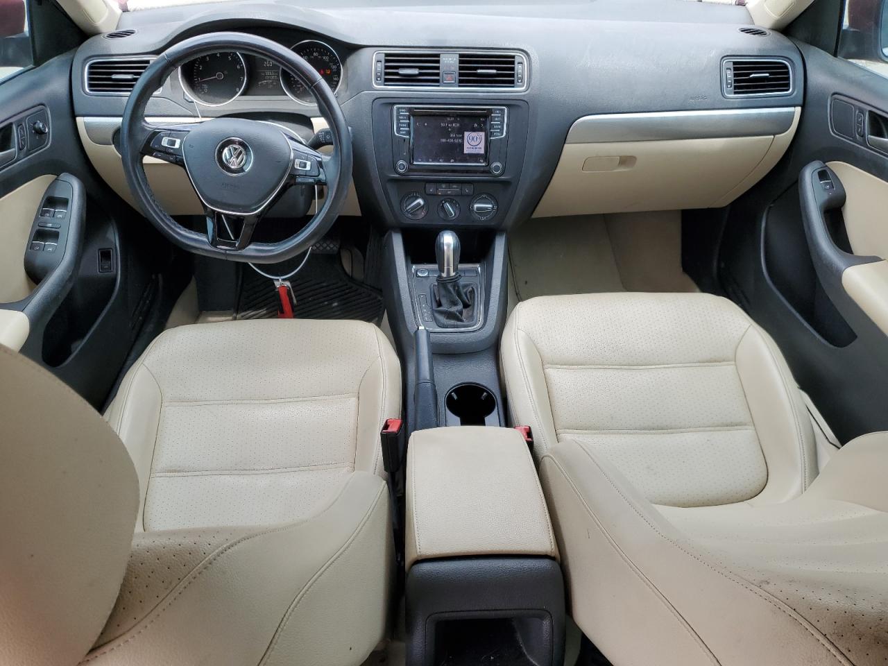 3VWD67AJ3GM210077 2016 Volkswagen Jetta Se