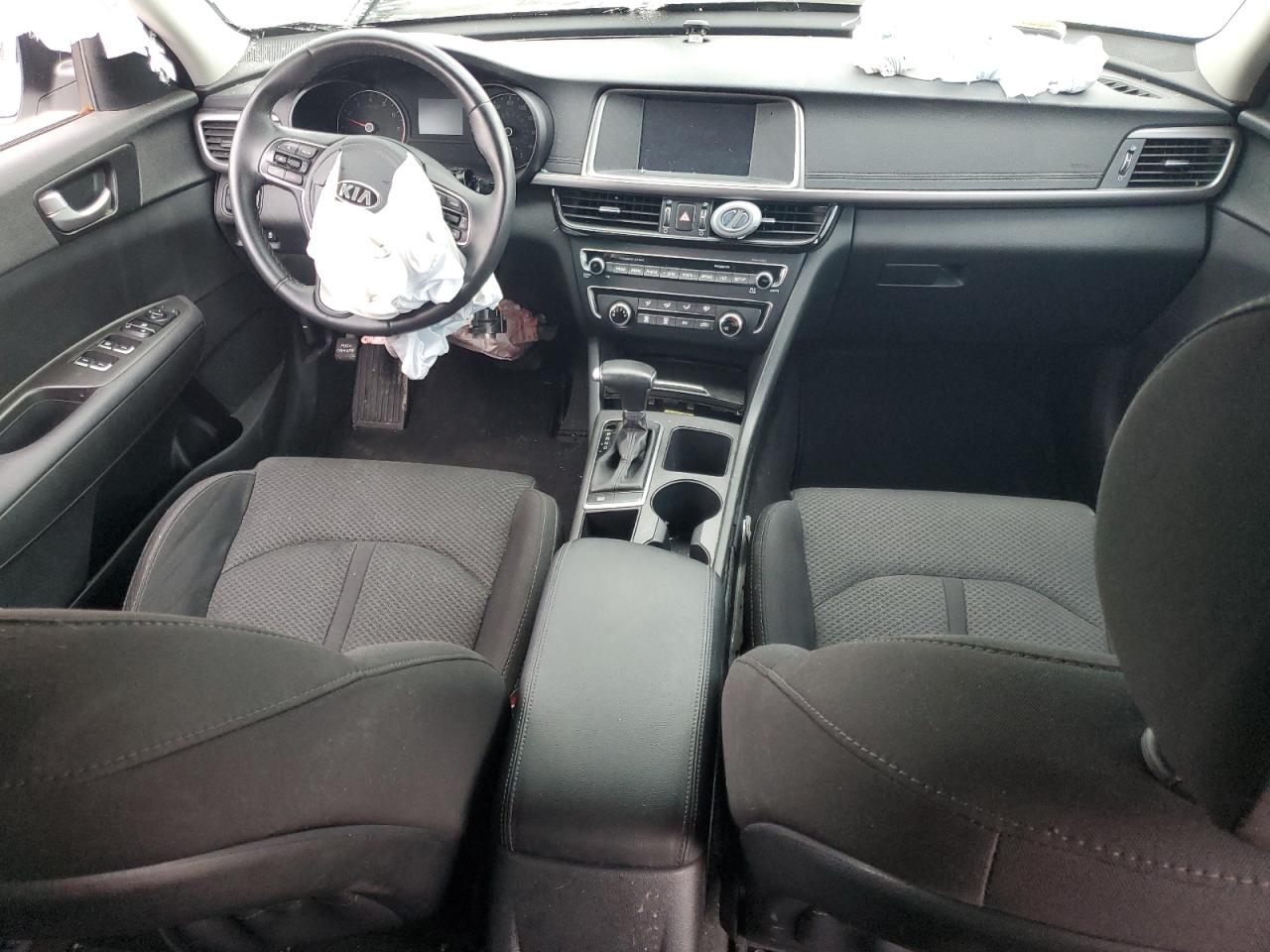 5XXGT4L10JG248038 2018 Kia Optima Lx