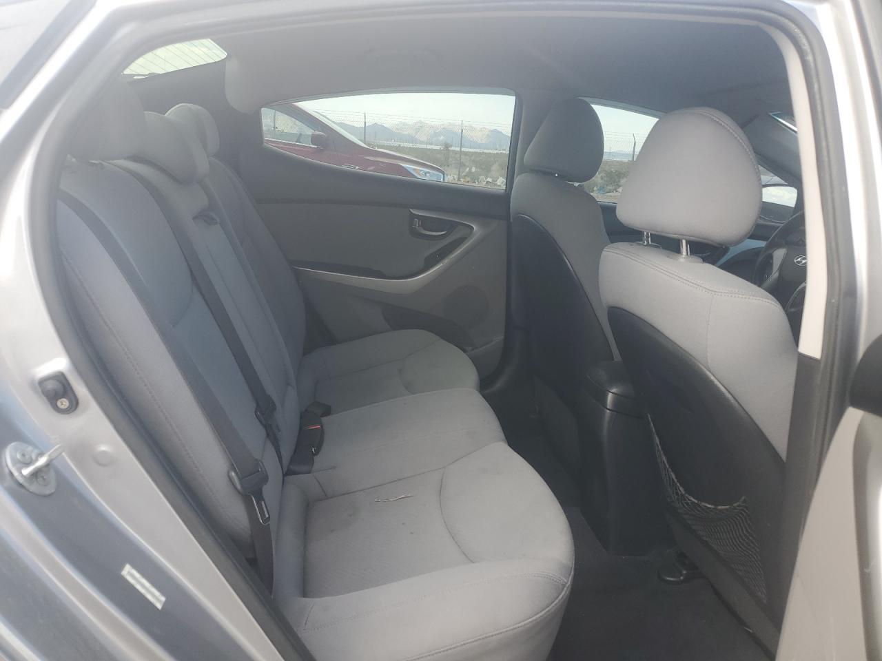 2013 Hyundai Elantra Gls vin: KMHDH4AE4DU907789