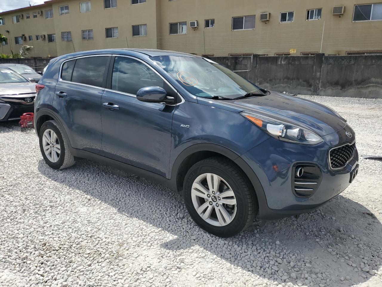 KNDPMCAC7H7042553 2017 Kia Sportage Lx