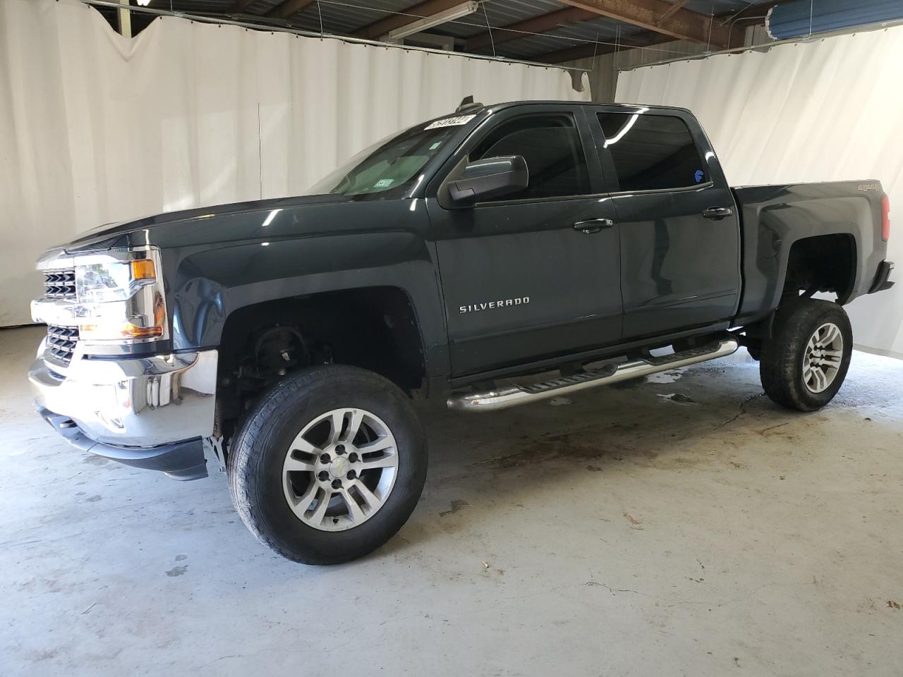 3GCUKREC8HG372826 2017 Chevrolet Silverado K1500 Lt