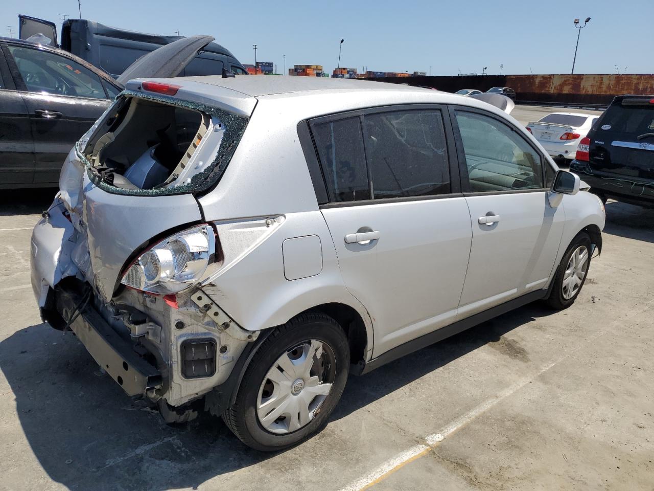 3N1BC1CP8BL515917 2011 Nissan Versa S