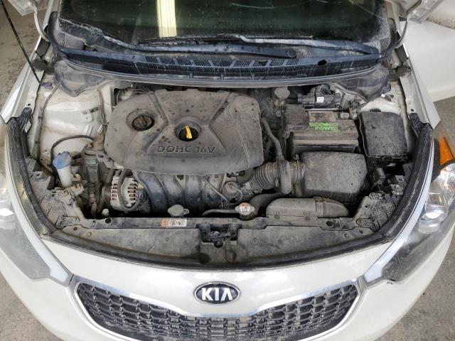 Lot #2489232586 2014 KIA FORTE LX salvage car