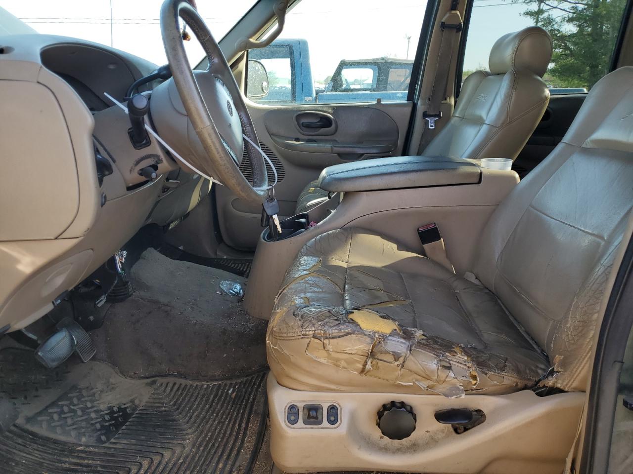 1FTRW07L71KC28105 2001 Ford F150 Supercrew