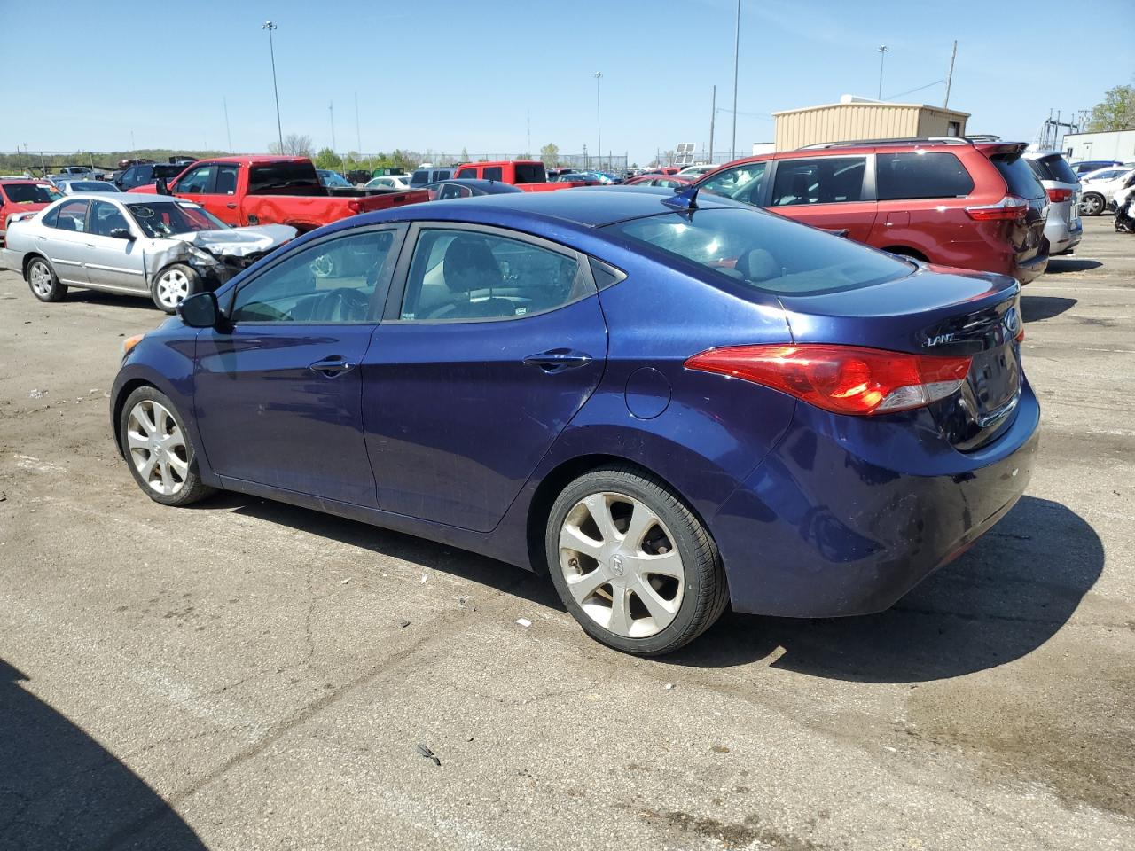 5NPDH4AE1BH002048 2011 Hyundai Elantra Gls