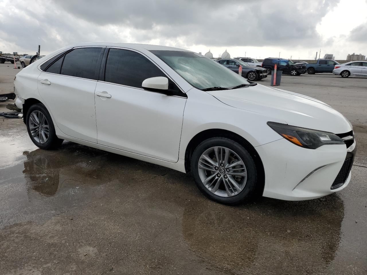 4T1BF1FK5HU317147 2017 Toyota Camry Le