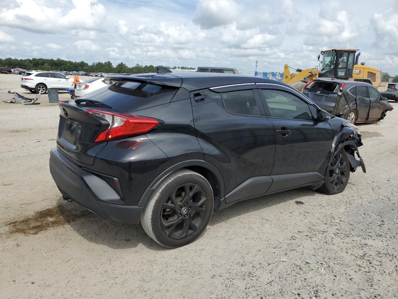 JTNKHMBX8M1127013 2021 Toyota C-Hr Xle