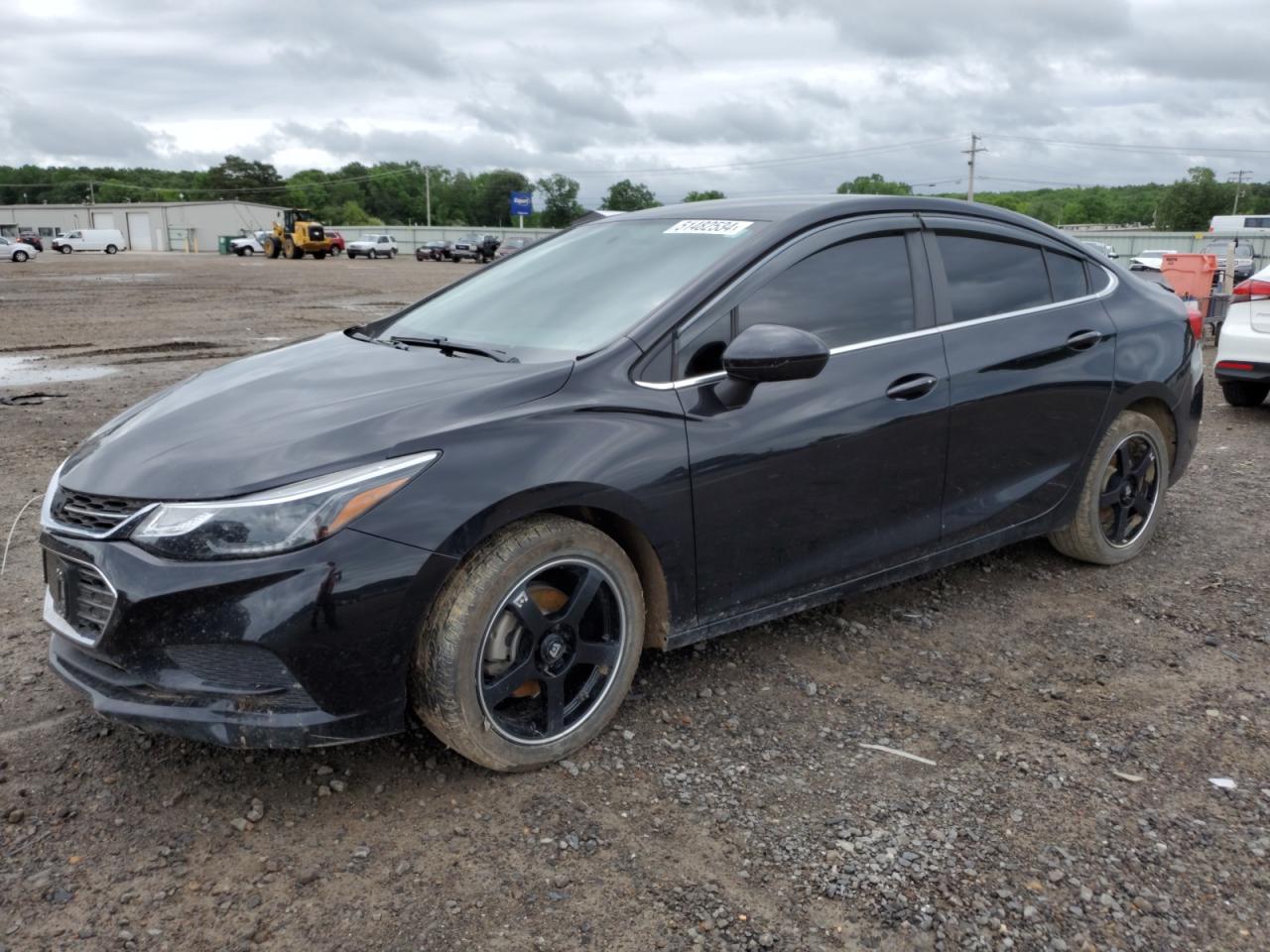 1G1BE5SM8J7246691 CHEVROLET CRUZE 2018