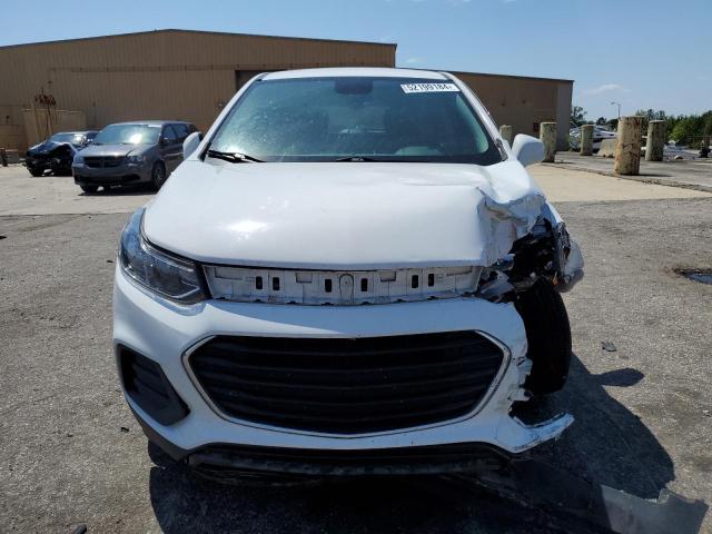 3GNCJKSB8LL234647 Chevrolet Trax LS 5