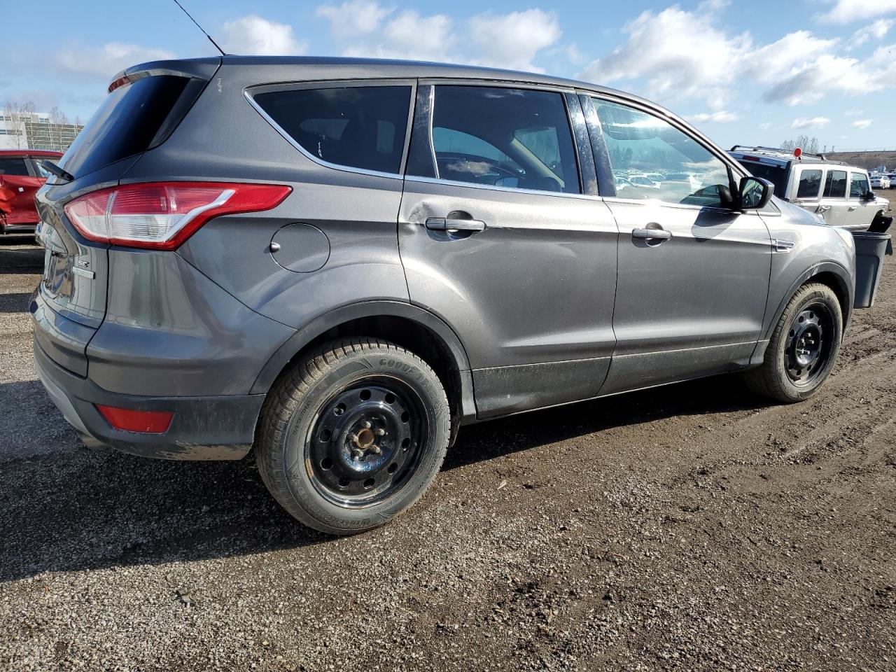 1FMCU0GX6DUD73820 2013 Ford Escape Se