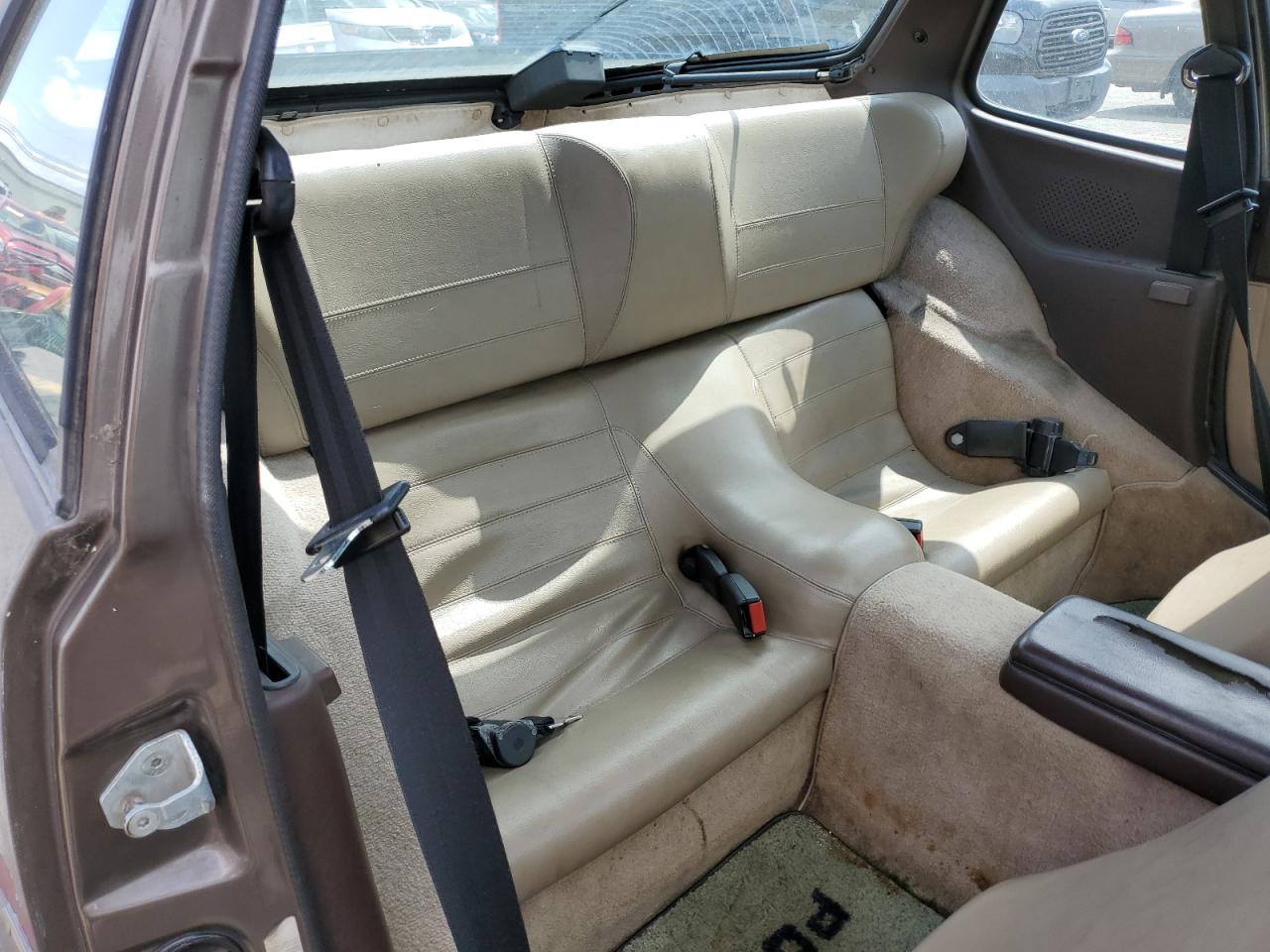 wp0aa0949en453664 WP0AA0949EN453664 1984 Porsche 944