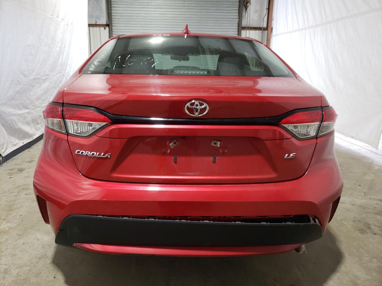 2021 Toyota Corolla Le vin: 5YFEPMAE6MP224274