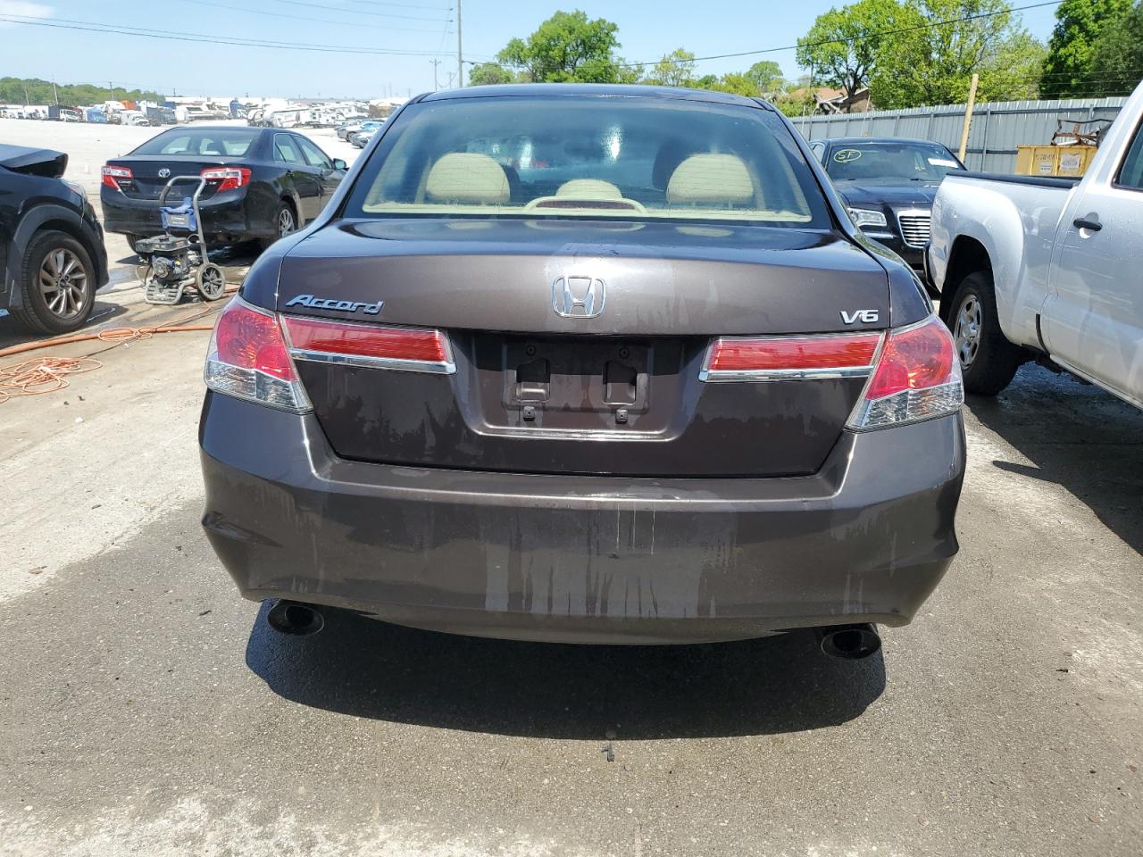 1HGCP3F70BA006491 2011 Honda Accord Ex