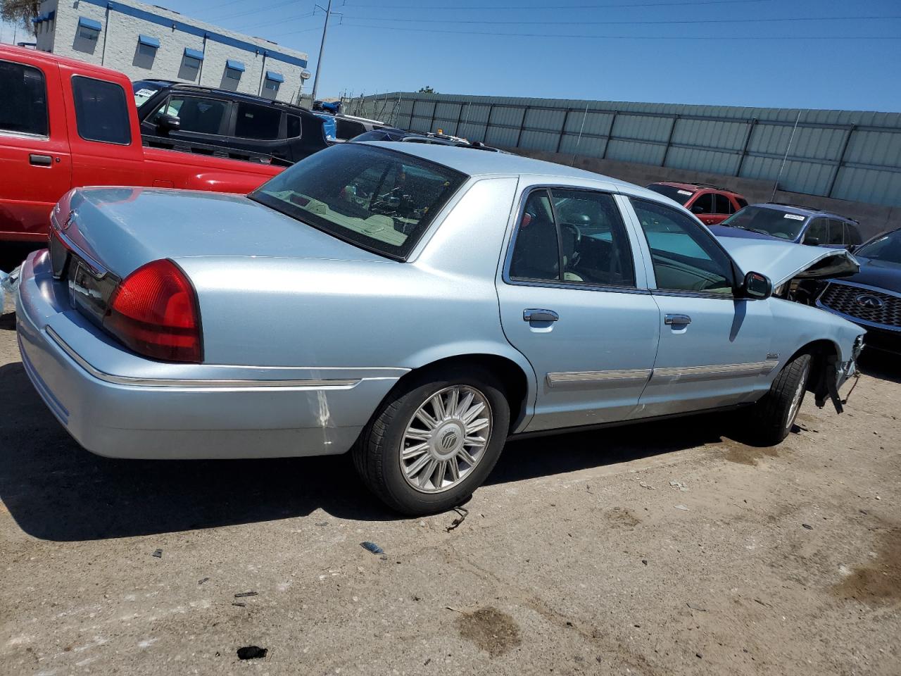 2MEBM7FVXAX602253 2010 Mercury Grand Marquis Ls