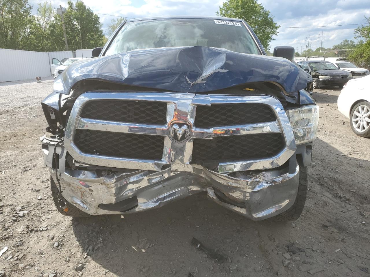 1C6RR7TTXKS609400 2019 Ram 1500 Classic Slt