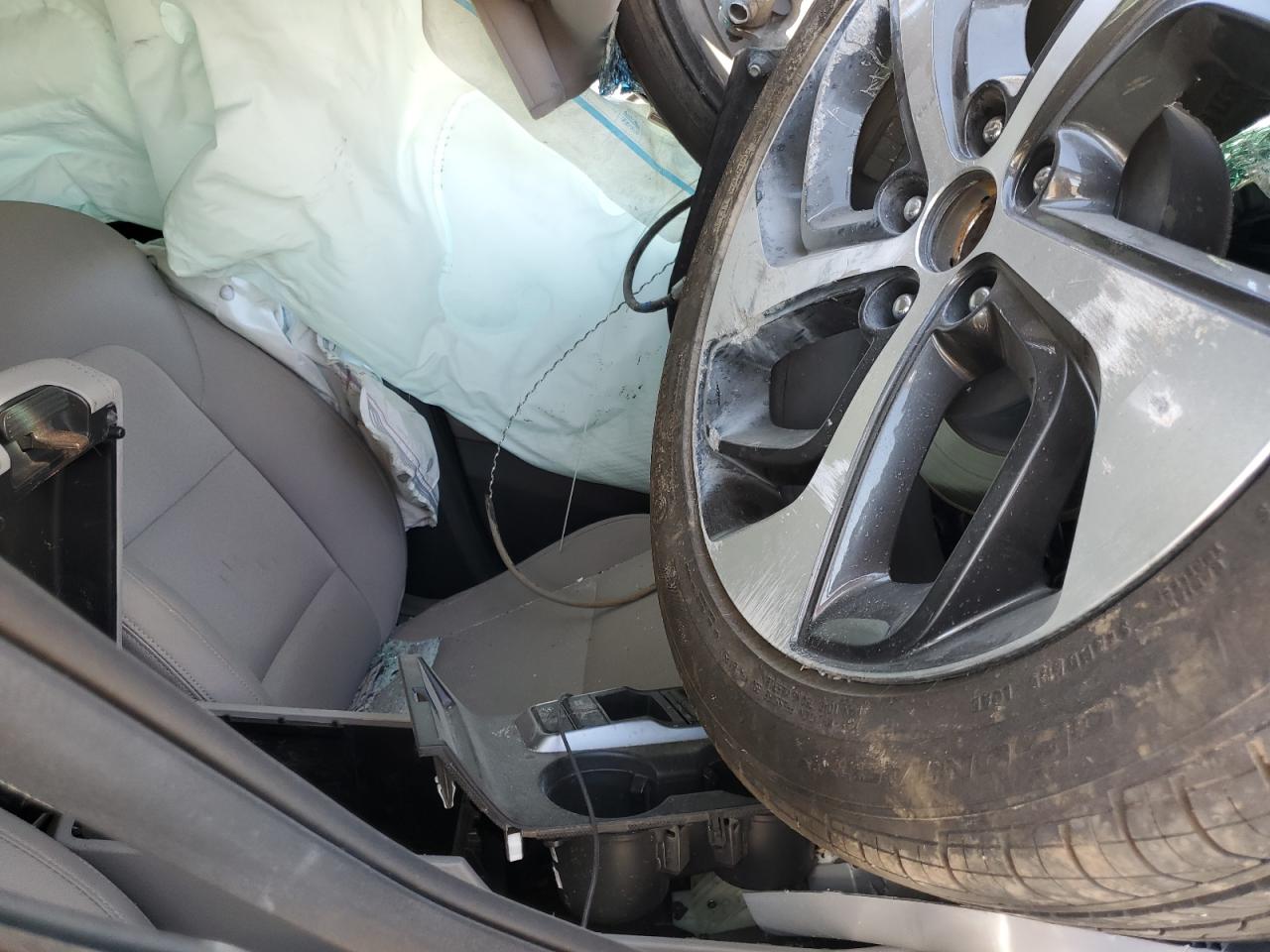 KM8J33AL9JU766241 2018 Hyundai Tucson Sport