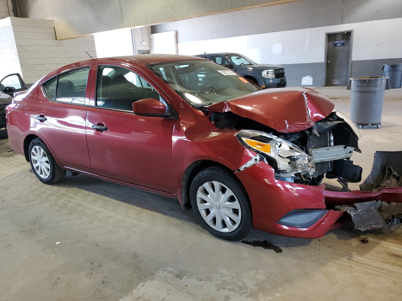 3N1CN7AP6KL812284 2019 Nissan Versa S