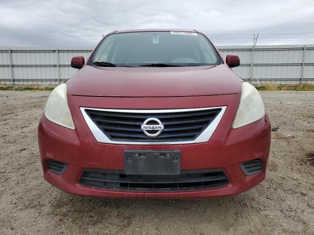  NISSAN VERSA 2013 Красный