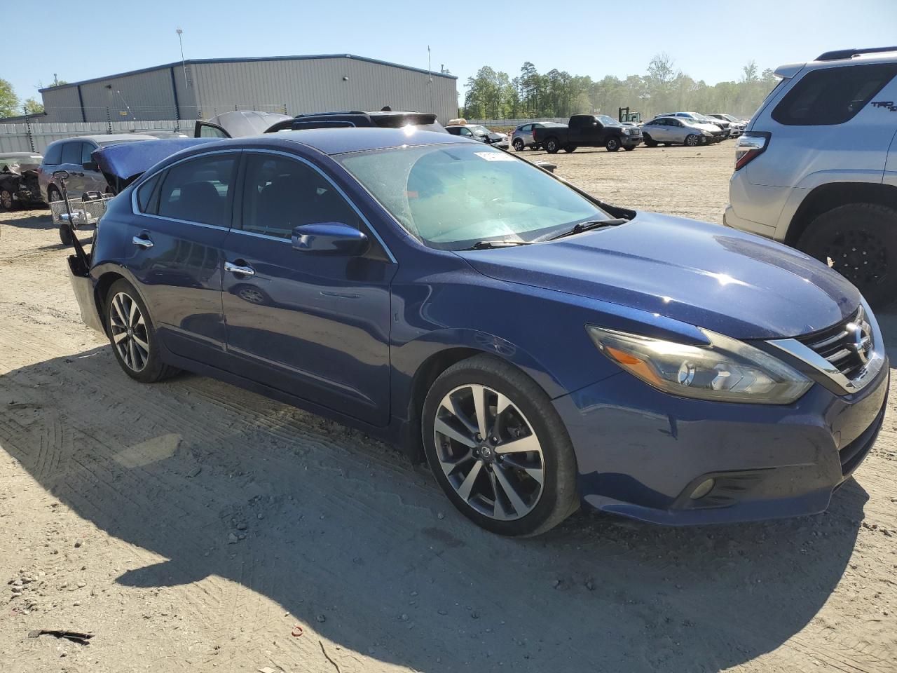 2017 Nissan Altima 2.5 vin: 1N4AL3AP7HC113016