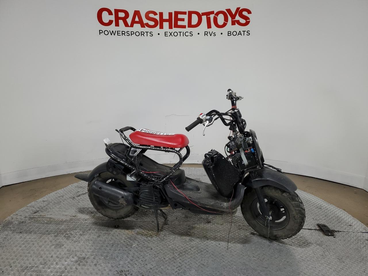 JH2AF5812JK600870 2018 Honda Nps50