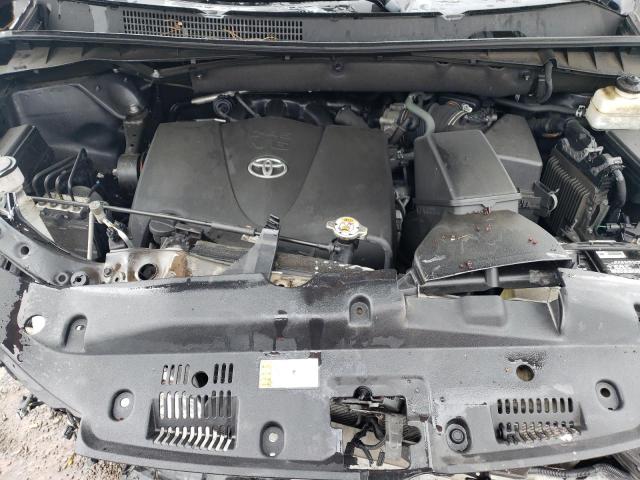 VIN 5TDJZRFH0KS714822 2019 Toyota Highlander, SE no.12