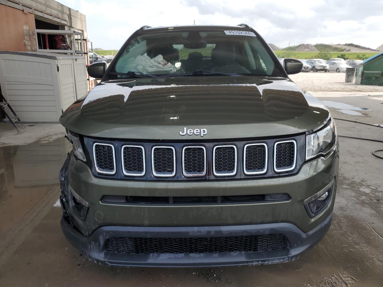 Lot #2924101160 2018 JEEP COMPASS LA