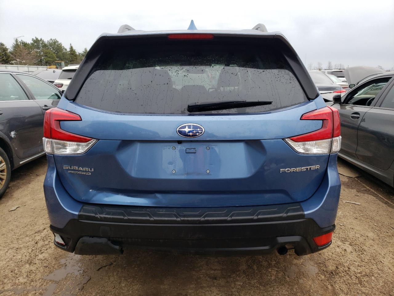 JF2SKAJC1LH481532 2020 Subaru Forester Premium