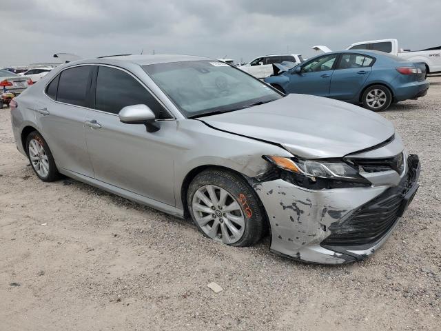 2018 Toyota Camry L VIN: 4T1B11HK1JU088452 Lot: 52582294