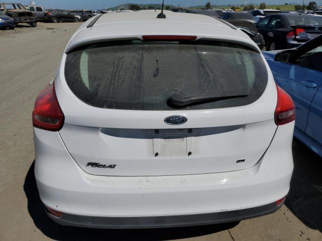 2016 Ford Focus Se VIN: 1FADP3K23GL319758 Lot: 50520484