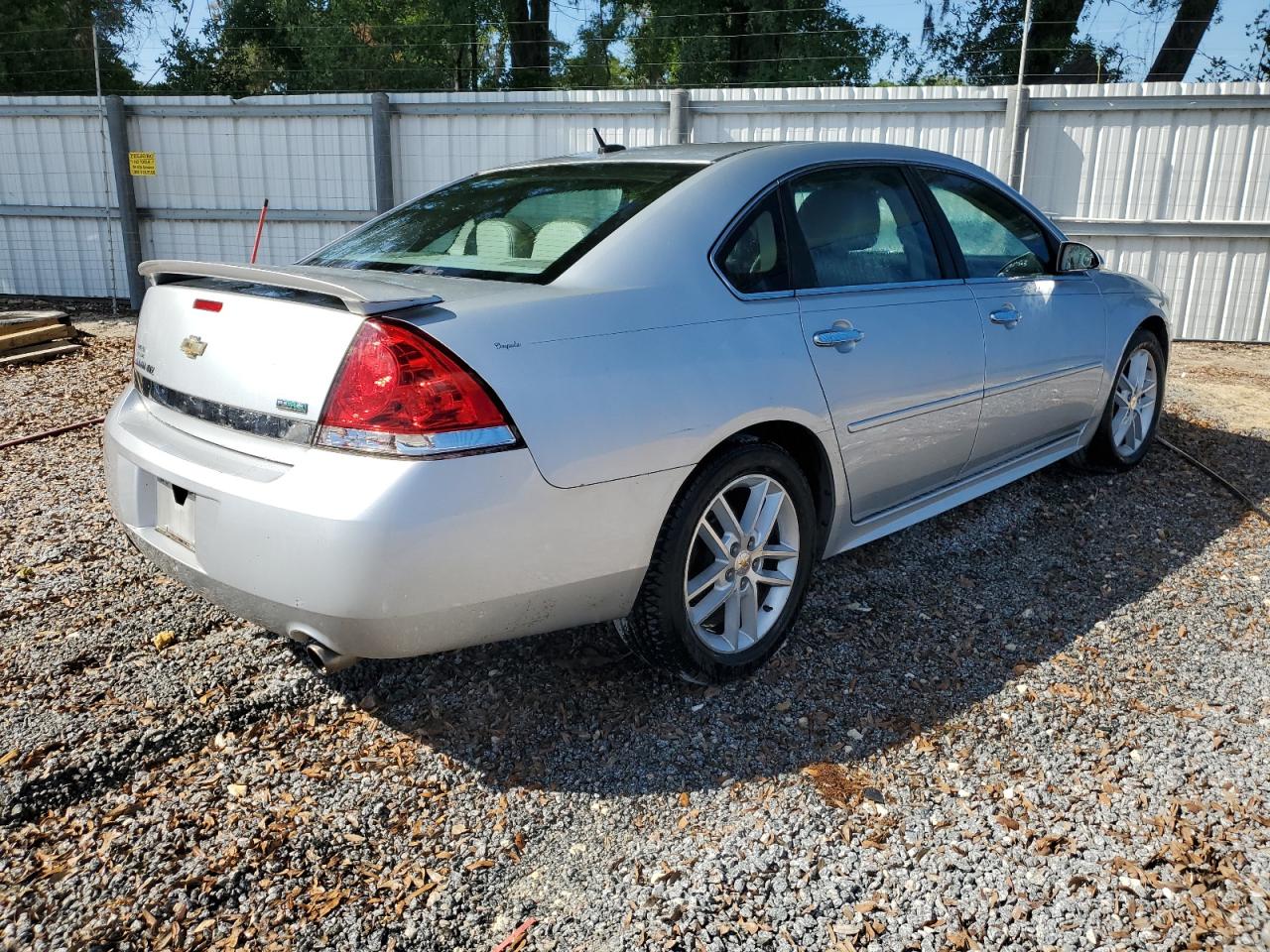 2G1WC5EM2B1183556 2011 Chevrolet Impala Ltz