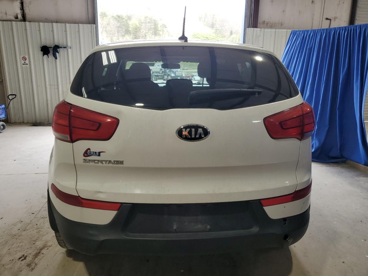 KNDPBCAC8G7862158 2016 Kia Sportage Lx